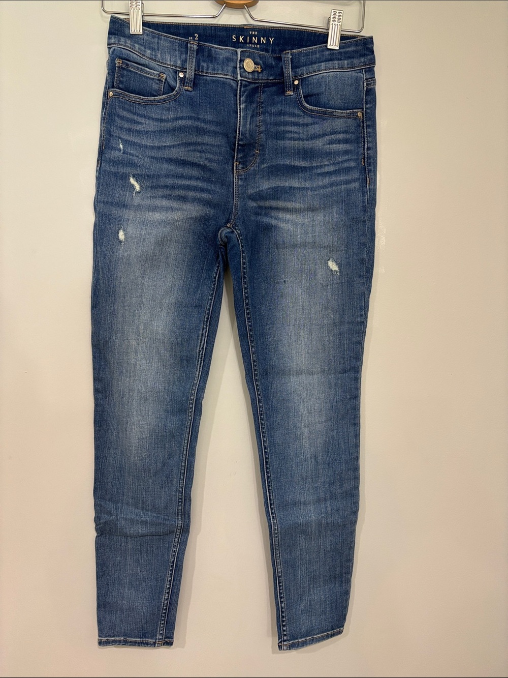 White House Black Market Women's Skinny Jeans - Medium Blue Wash